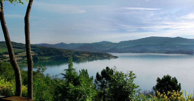 Fishing on the Lake Montedoglio in Tuscany