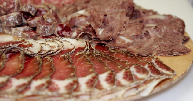 Get to know Tuscany through km O and organic food, and the traditional tuscan food