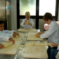 Kids cooking classes